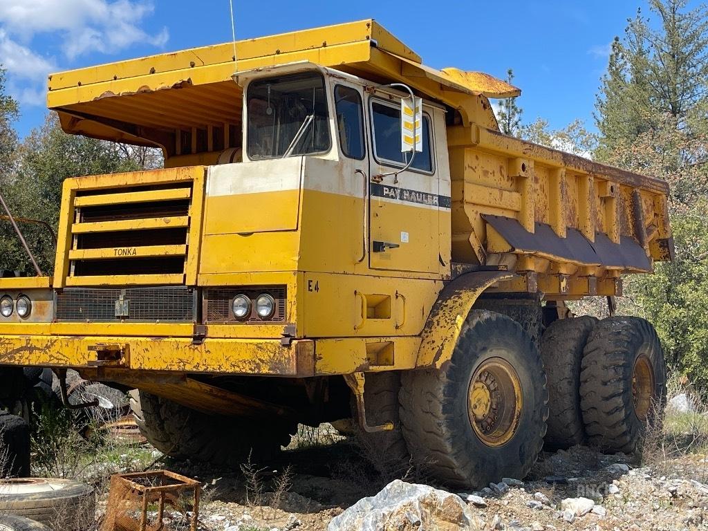International 330 Dumper - Knickgelenk