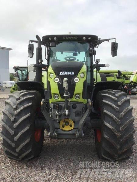CLAAS AXION 810 Traktoren