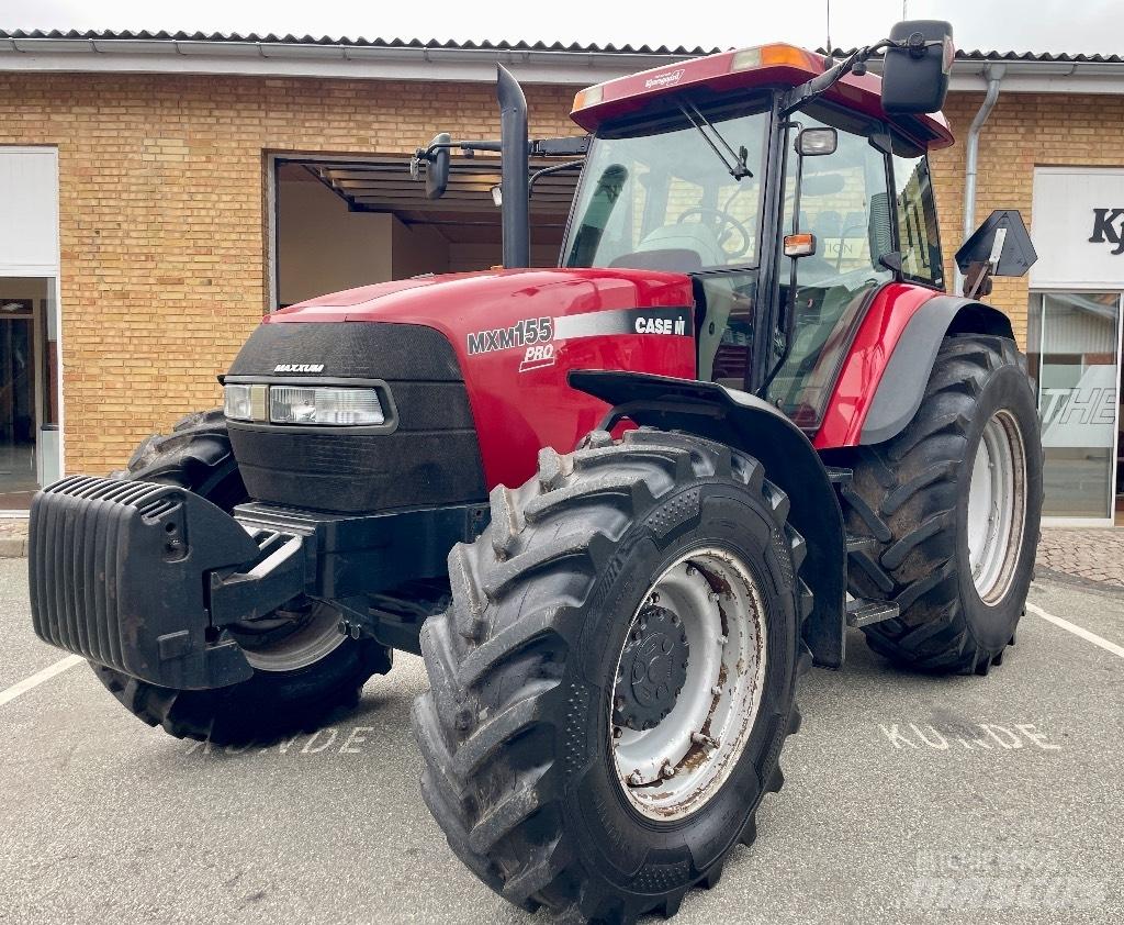 Case IH MXM 155 Pro Traktoren