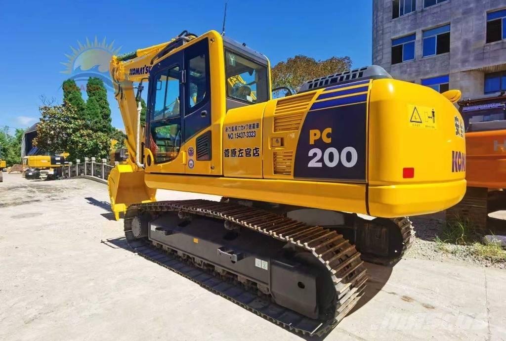 Komatsu PC 200-8 Raupenbagger
