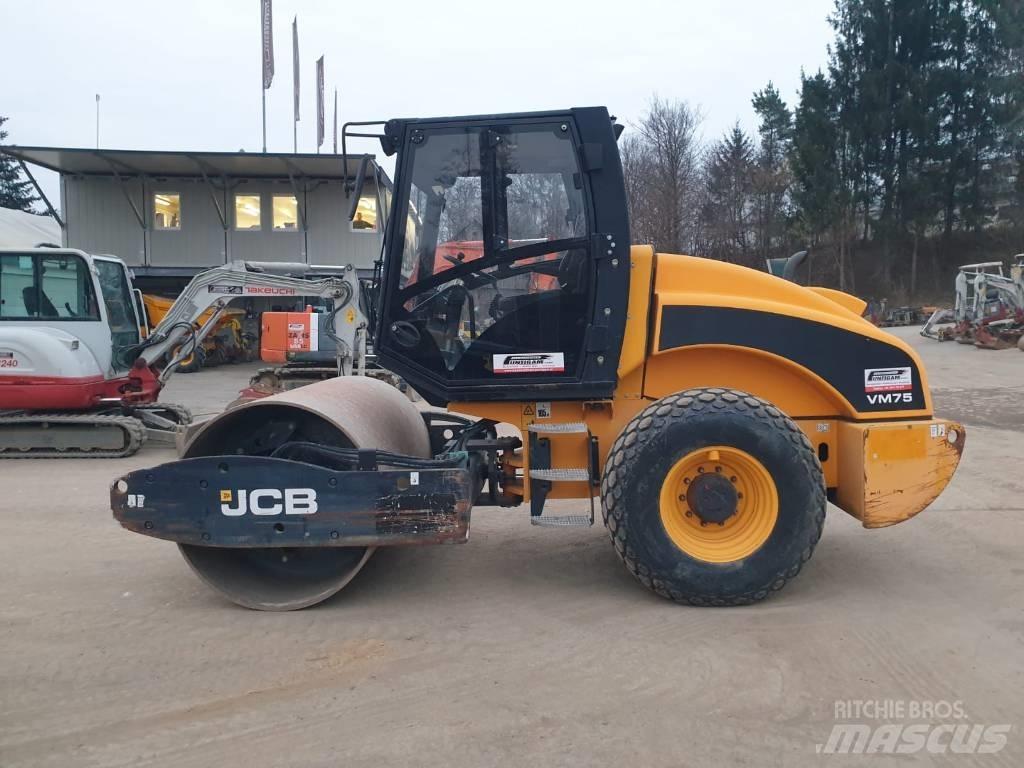 JCB VM 75 D Walzenzüge