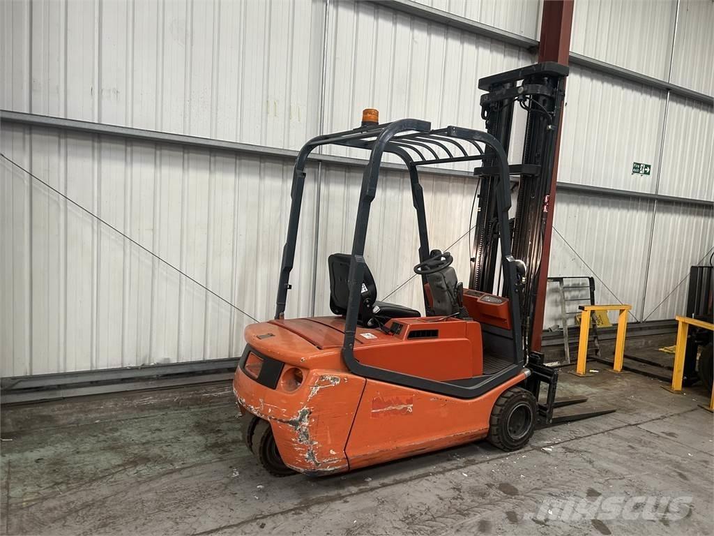 BT CBE2.0T Elektro Stapler