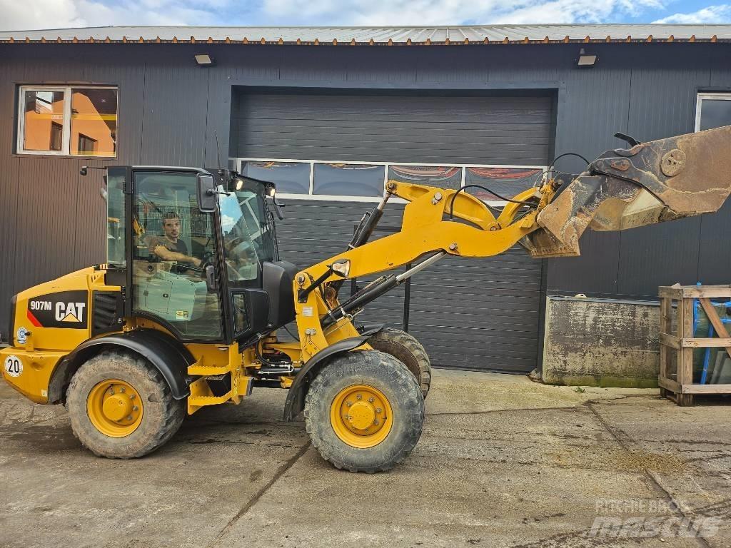 CAT 907M Radlader