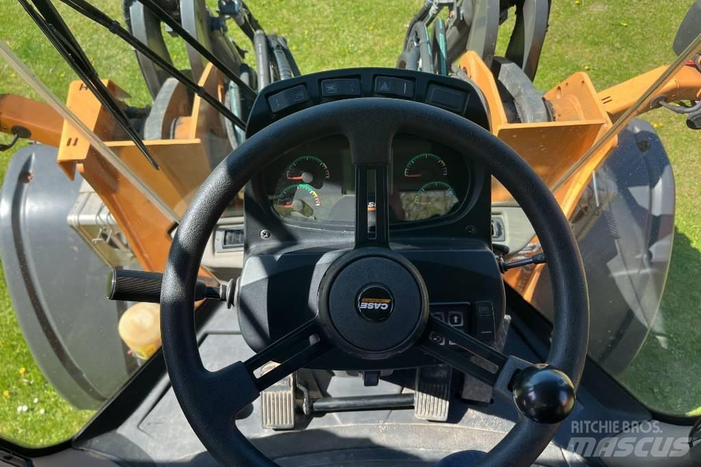 CASE 521 F XT Radlader