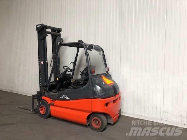 Linde E25-02 Elektro Stapler