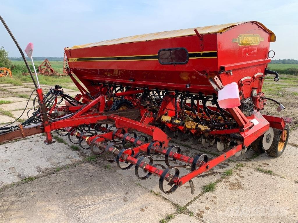 Väderstad Rapid400F Drillmaschinen