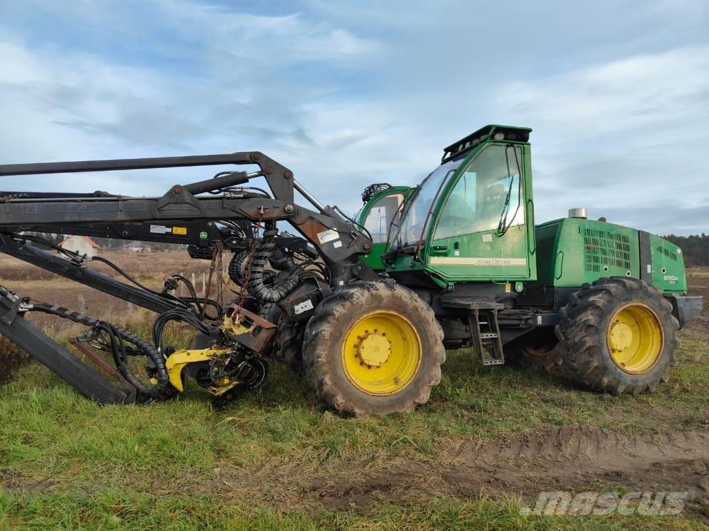 John Deere 970 D Harvester