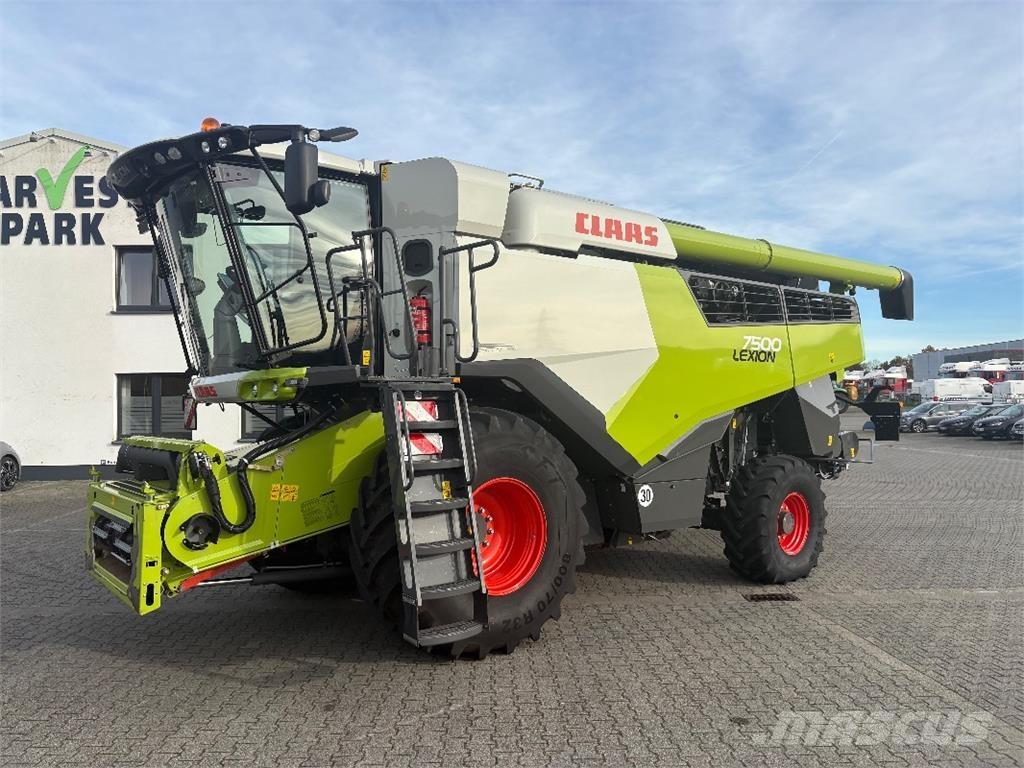 CLAAS LEXION 7500 Mähdrescher