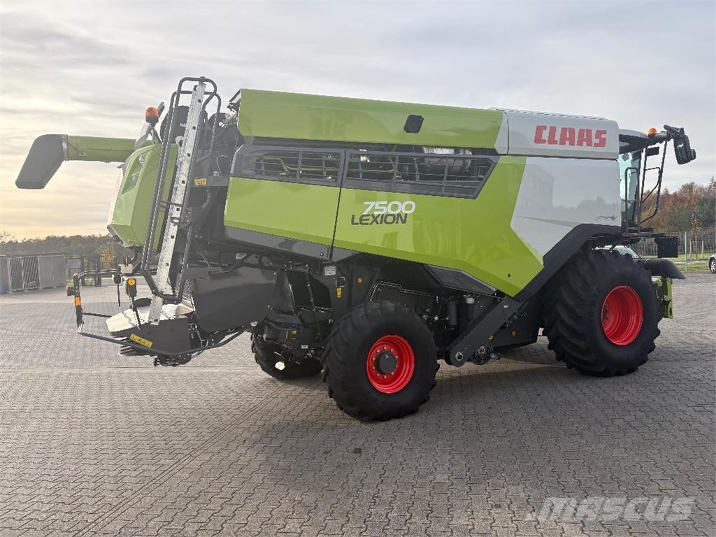 CLAAS LEXION 7500 Mähdrescher