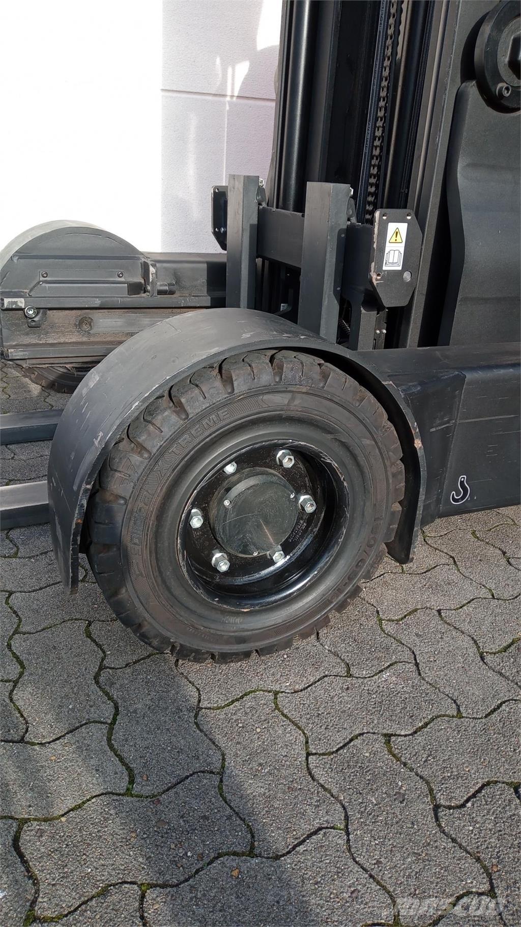 Toyota RRE160HR Schubmaststapler