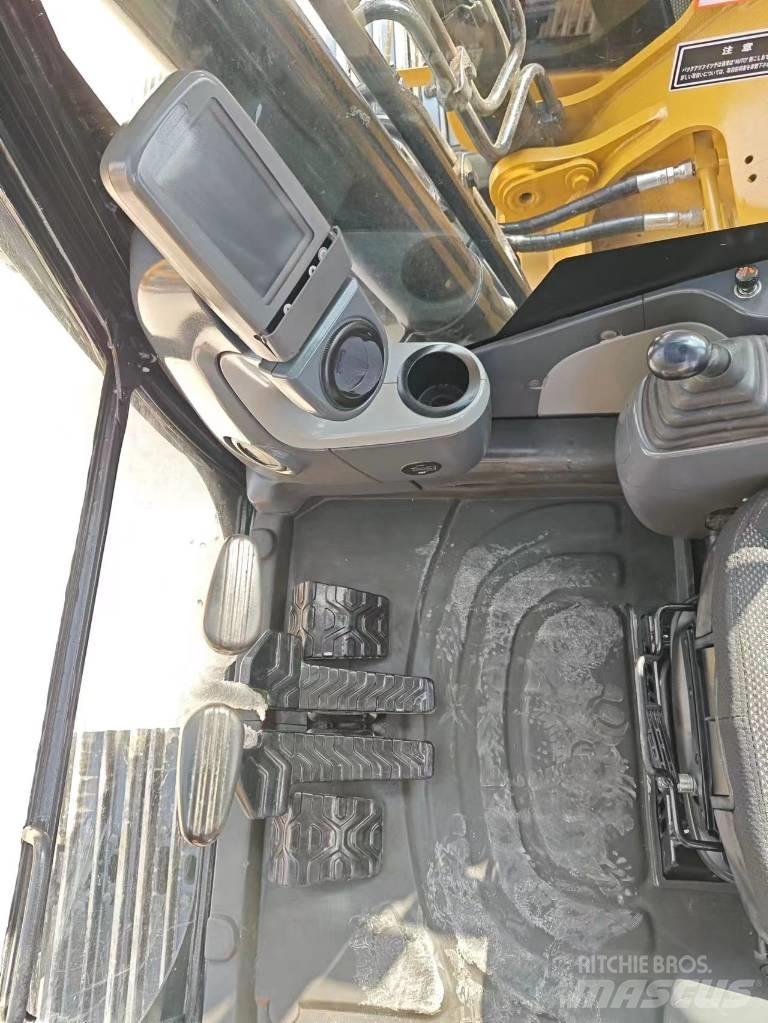 CAT 320 D2 Raupenbagger