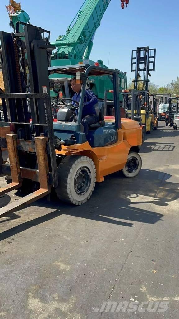 Toyota 5 ton Diesel Stapler