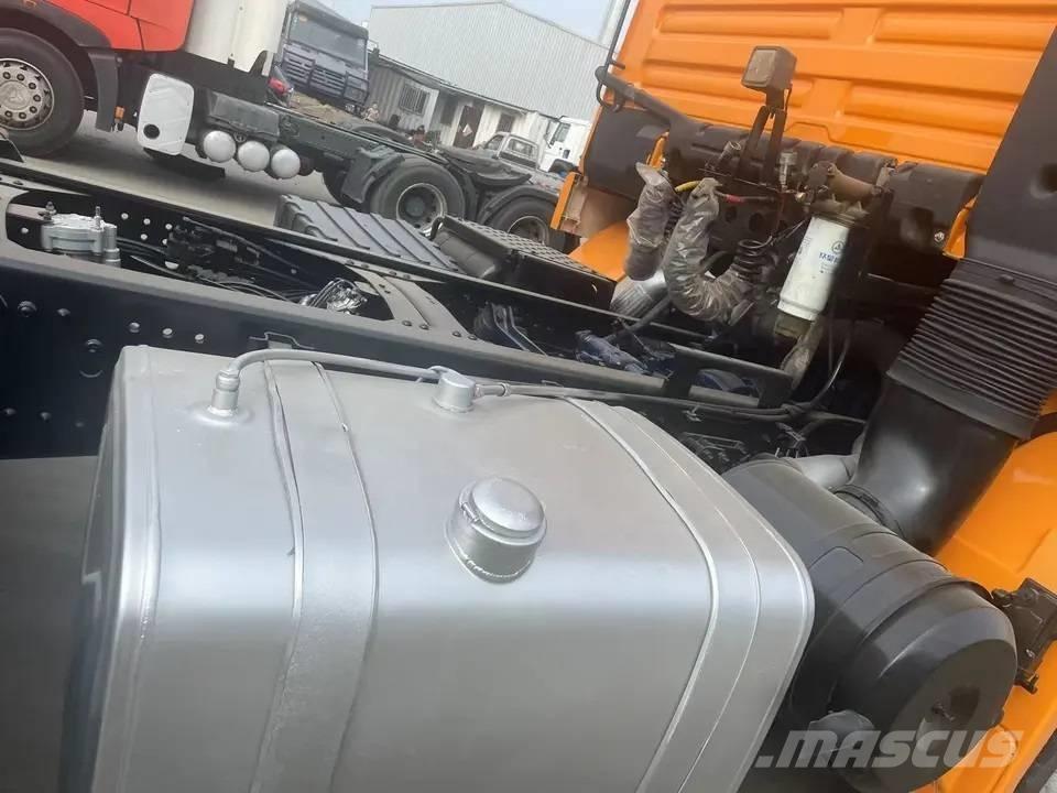 Shacman F3000 6x4 Sattelzugmaschinen