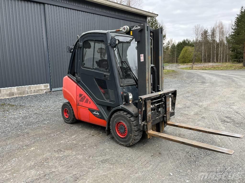 Linde H30D-02 Diesel Stapler