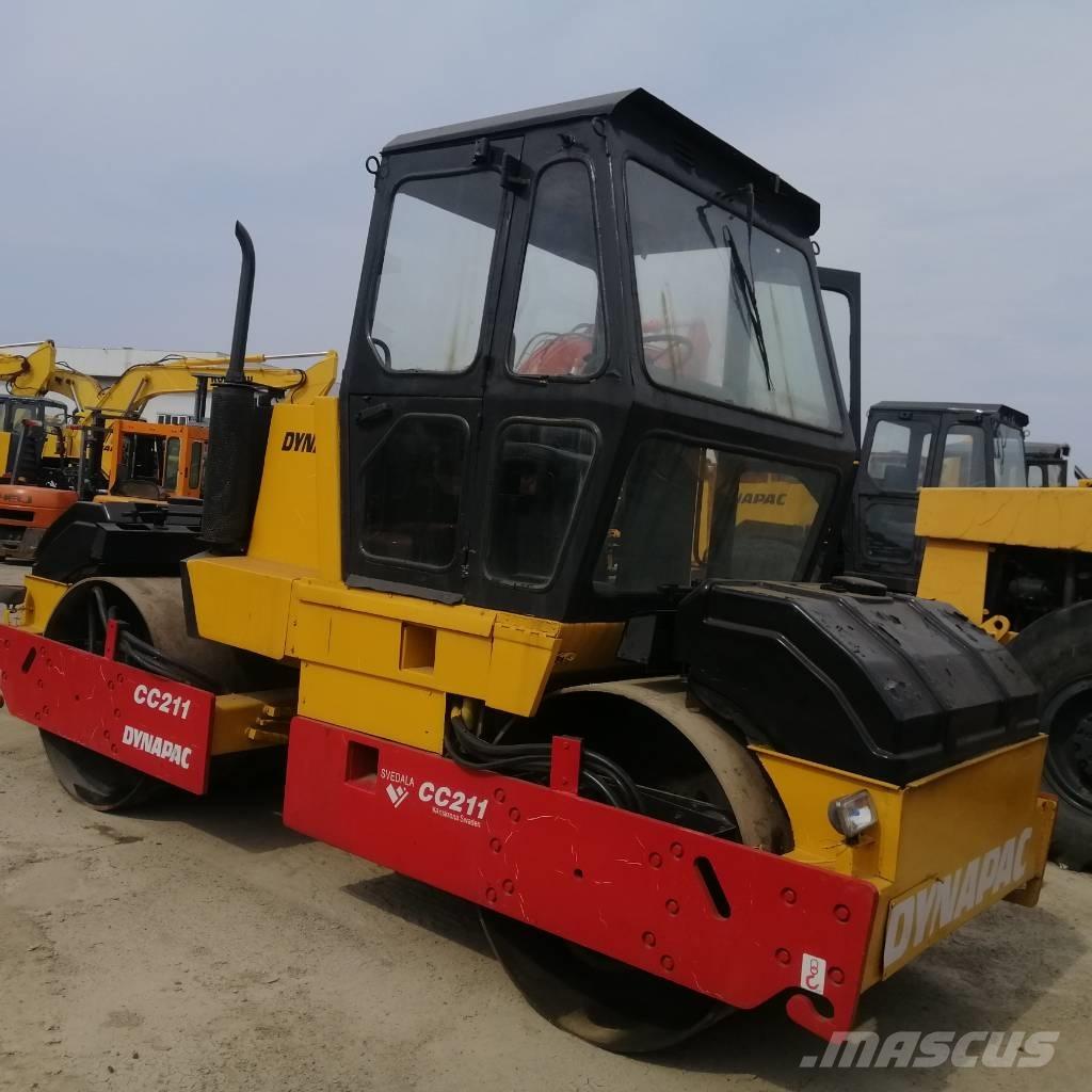 Dynapac CC 211 Tandemwalzen