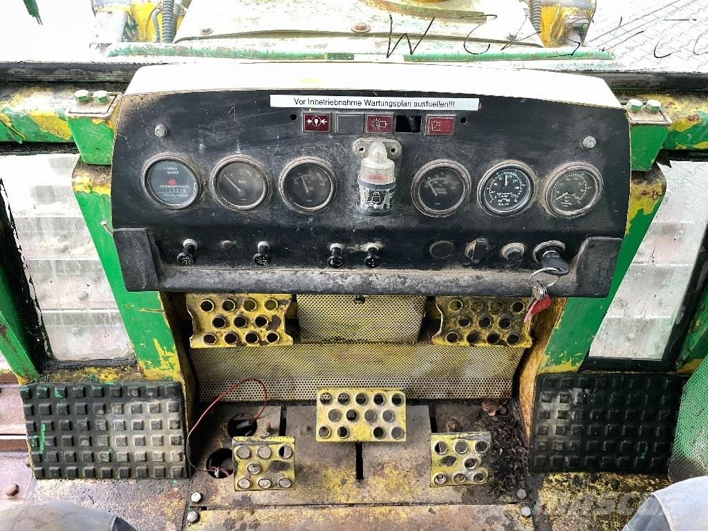 Hanomag D 600 D Bulldozer