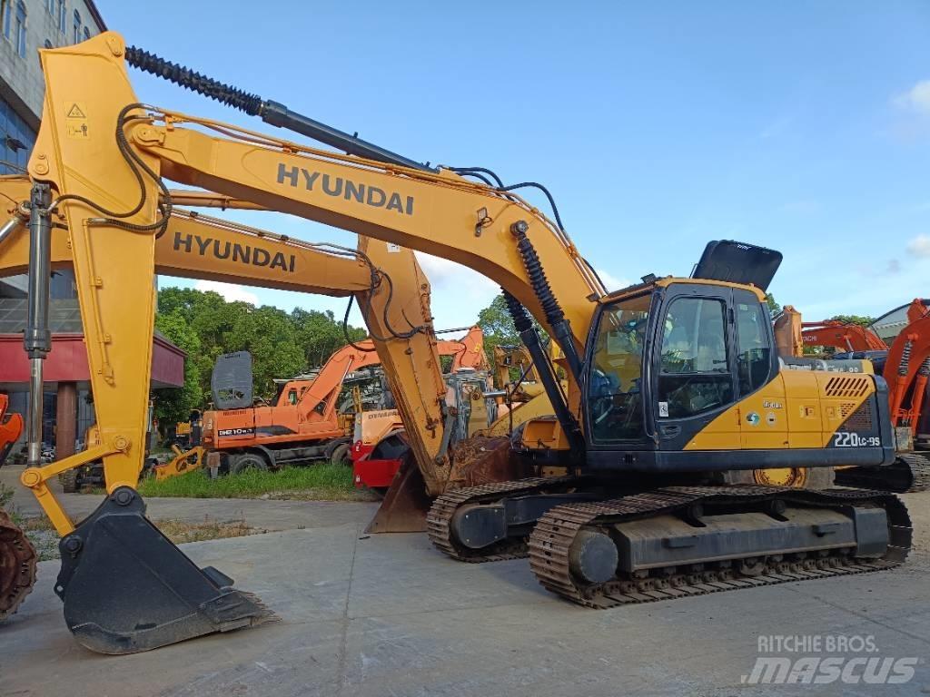 Hyundai R220LC-9S Raupenbagger