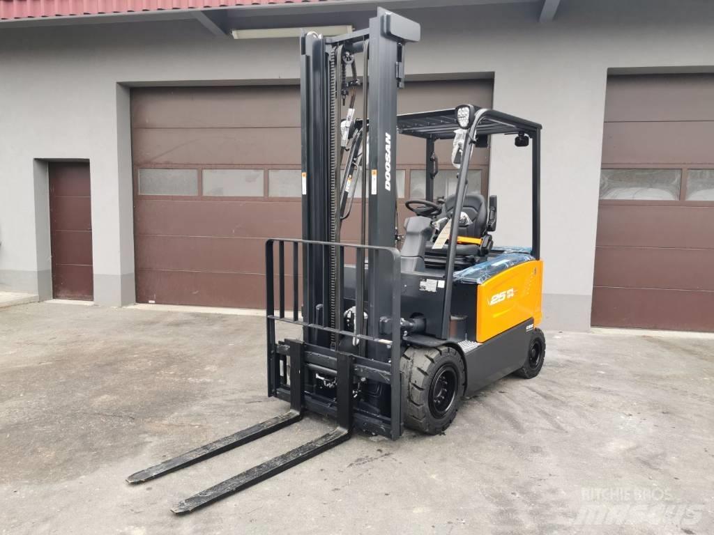 Doosan B25S-7 Elektro Stapler