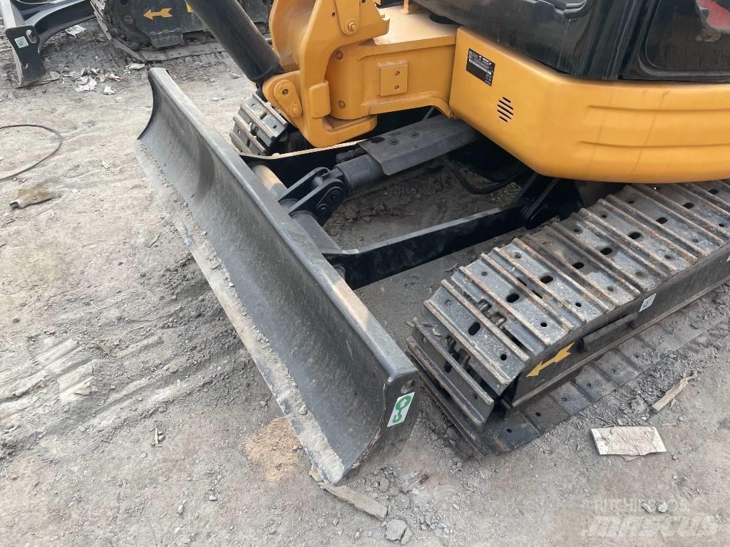 CAT 303.5ECR Minibagger < 7t
