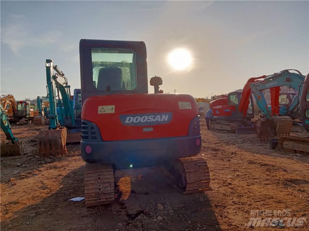 Doosan DH 60-7 Minibagger < 7t