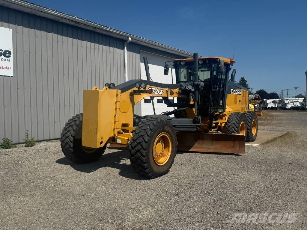 John Deere 672 GP Grader