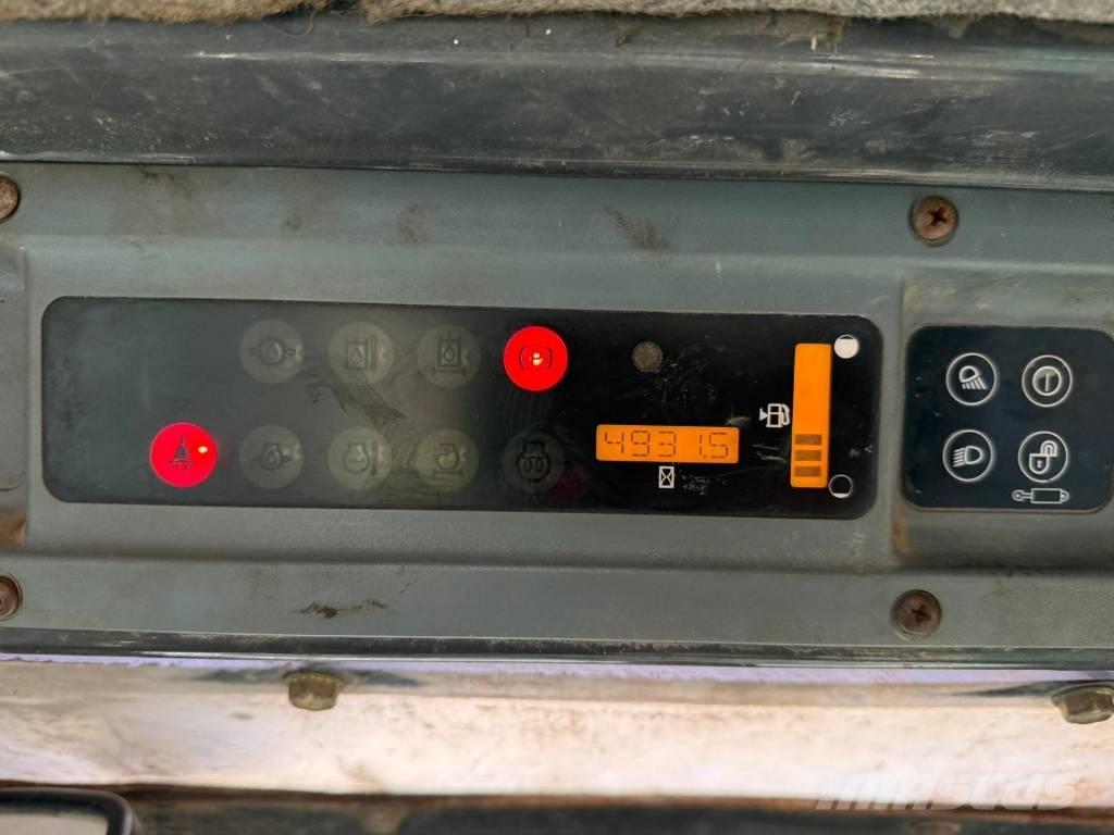 New Holland LS 170 Kompaktlader