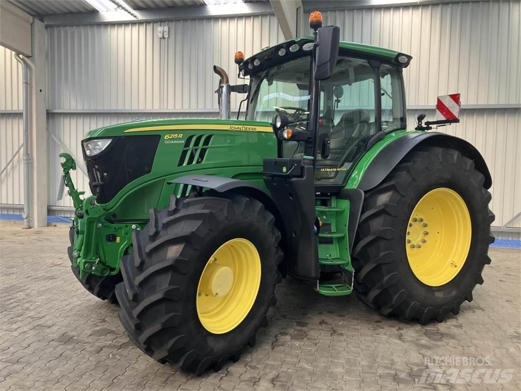 John Deere 6215R Traktoren
