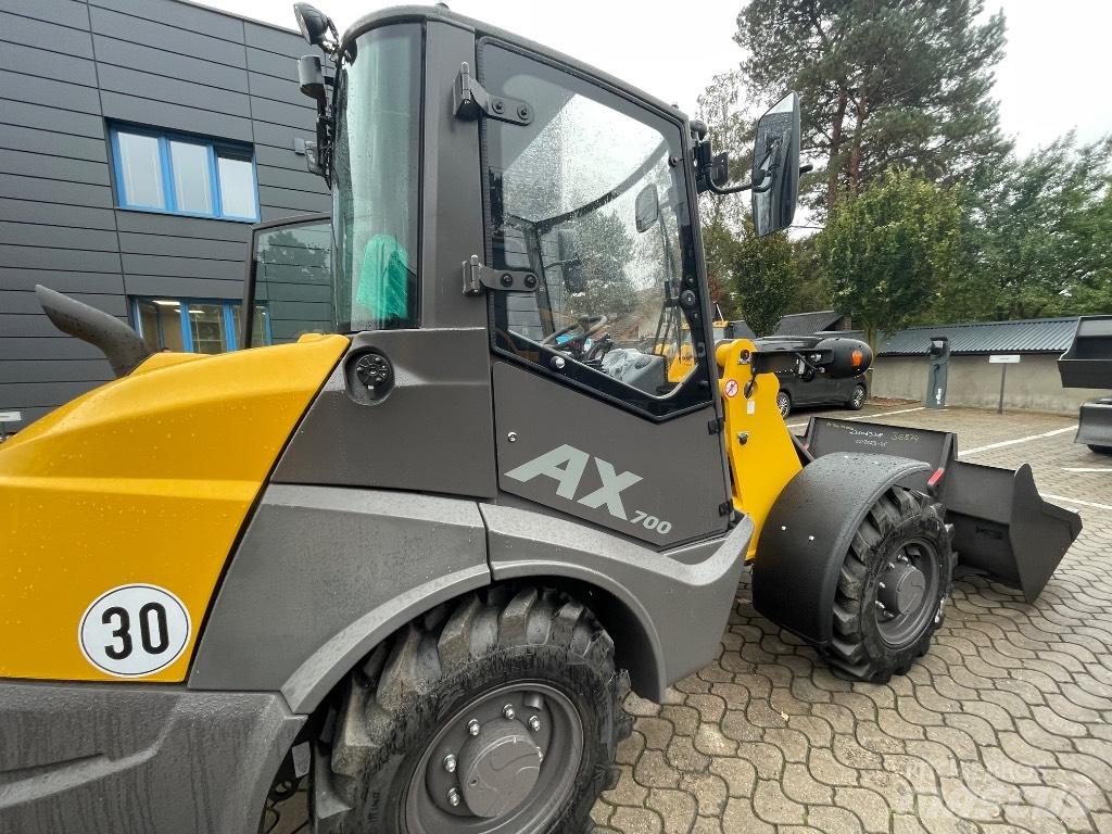 Mecalac AX700 Radlader