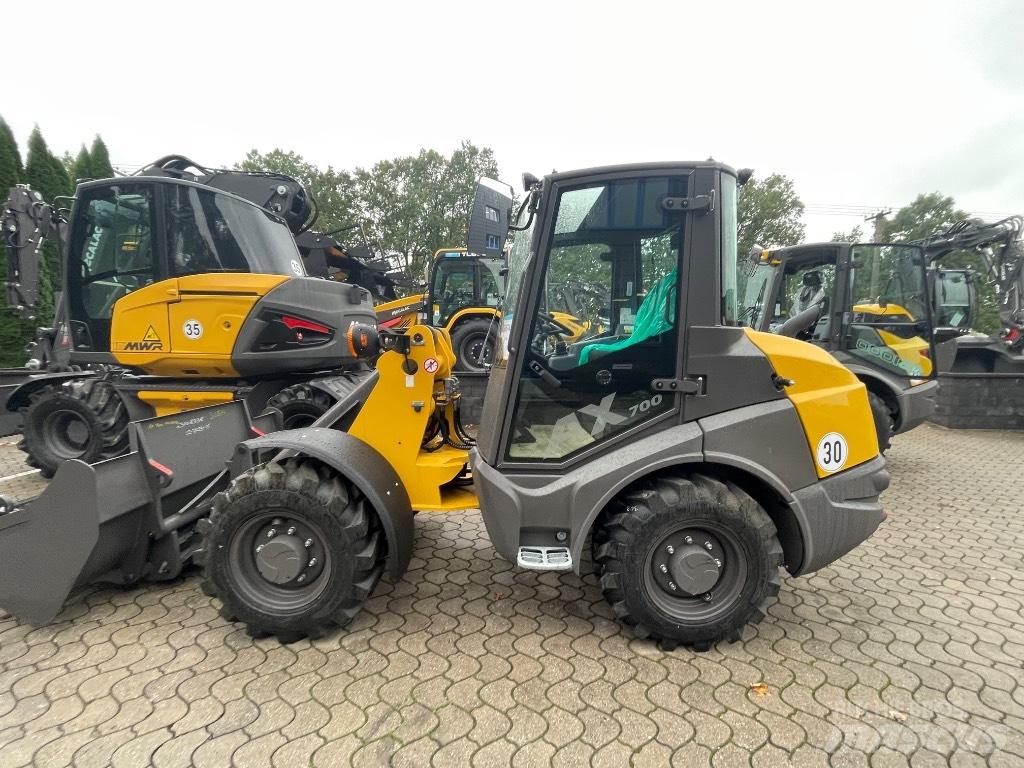 Mecalac AX700 Radlader