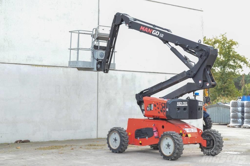 Manitou ManGo 12 Gelenkteleskoparbeitsbühnen
