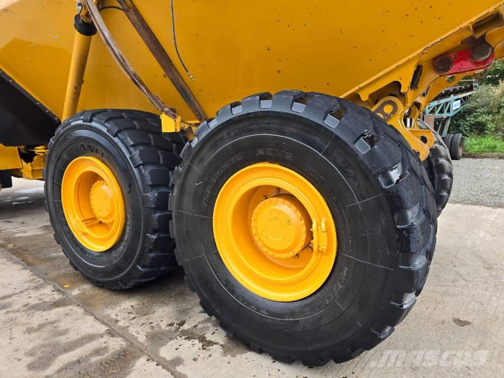 Bell B 30 E Dumper - Knickgelenk