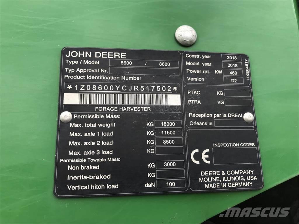 John Deere 8600 Selbstfahrende Häcksler