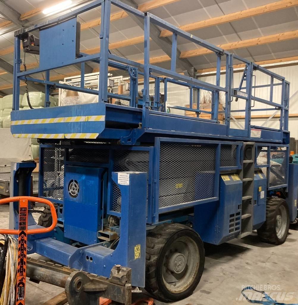 Genie GS 4390 RT Scheren-Arbeitsbühnen