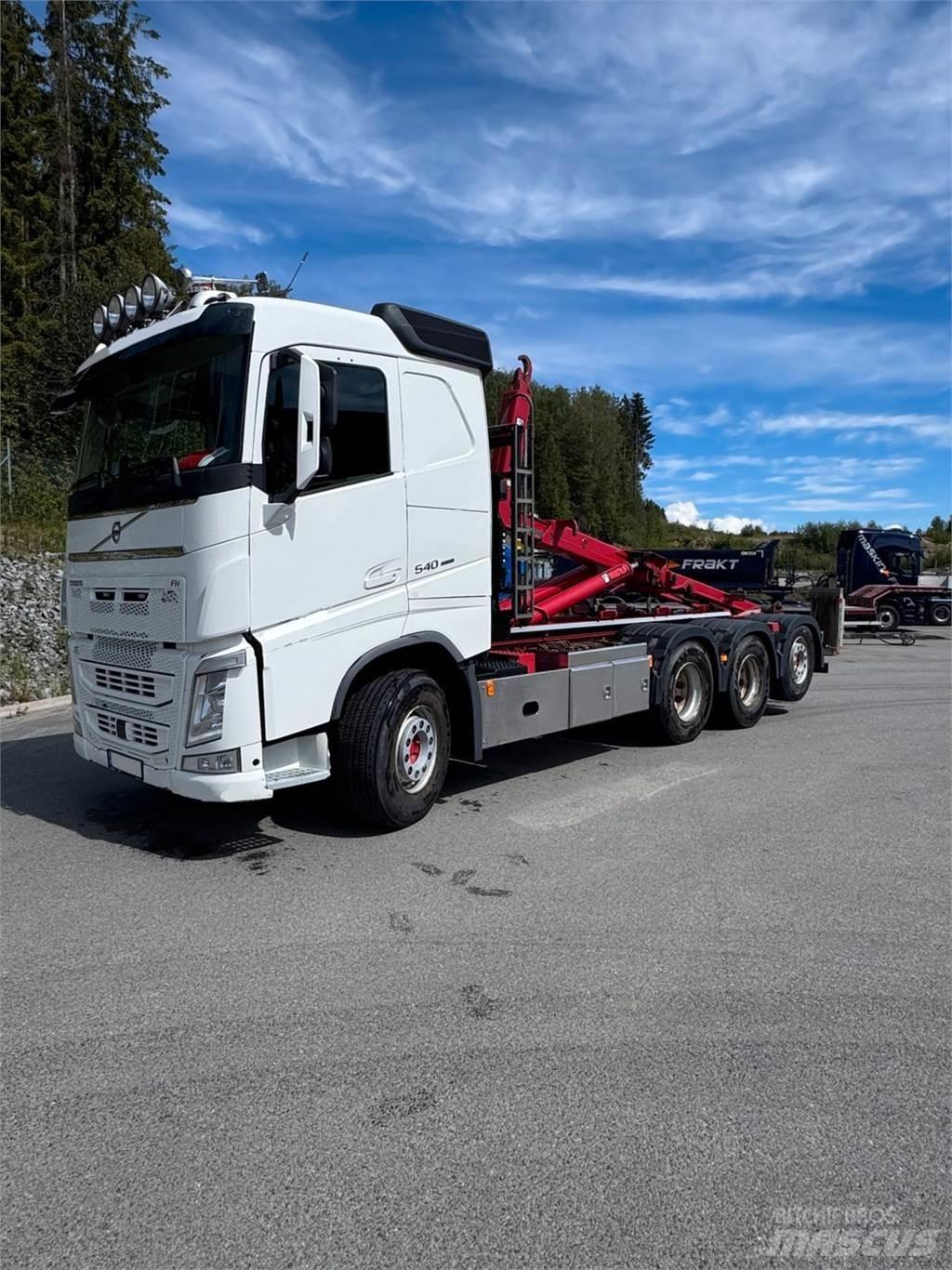Volvo FH 540 8X4 Abrollkipper