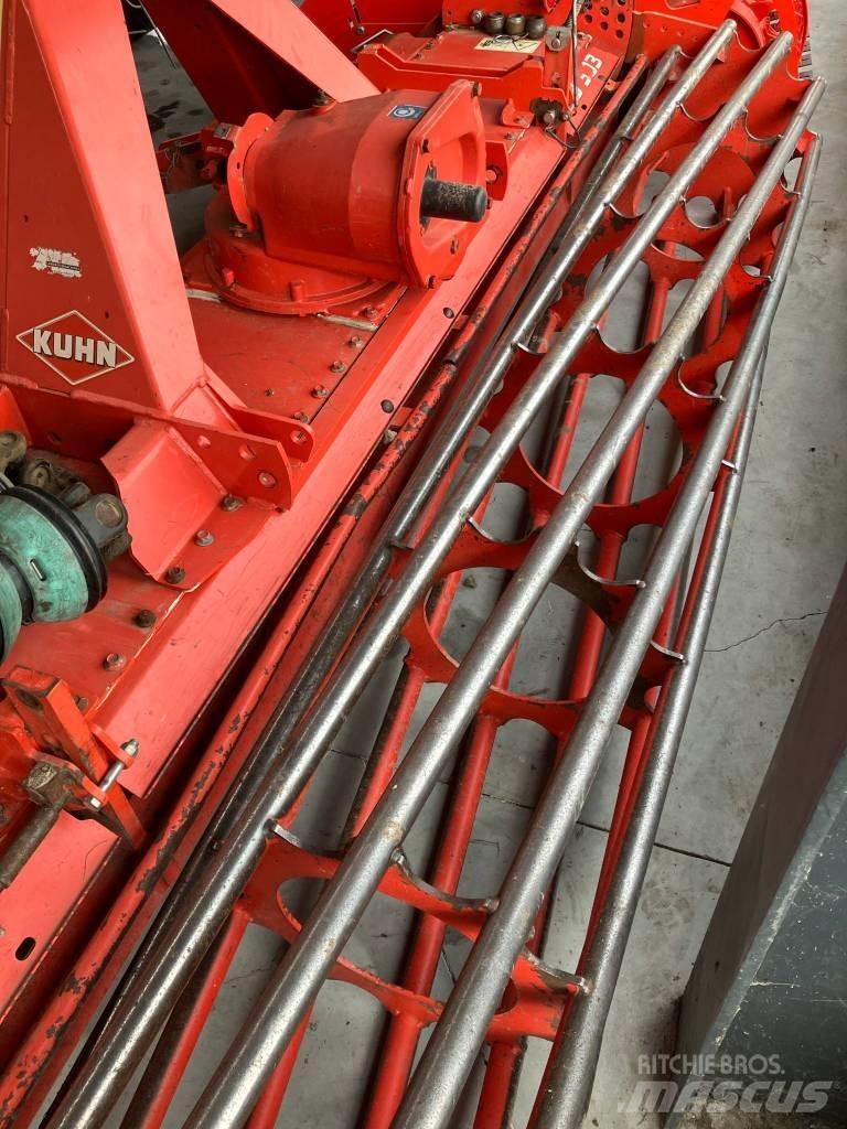 Kuhn HRB 303 Motoreggen / Rototiller