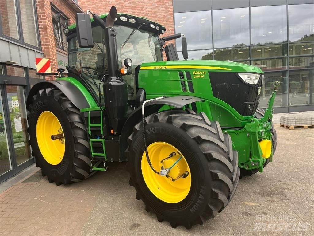 John Deere 6250R Traktoren