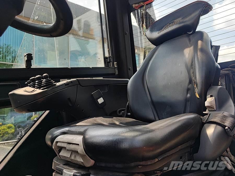 Linde H30T-02 Gas Stapler