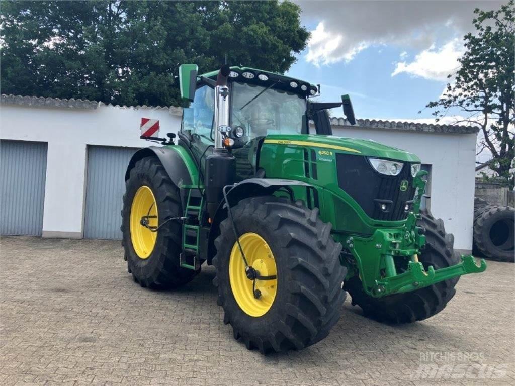 John Deere 6250R Traktoren