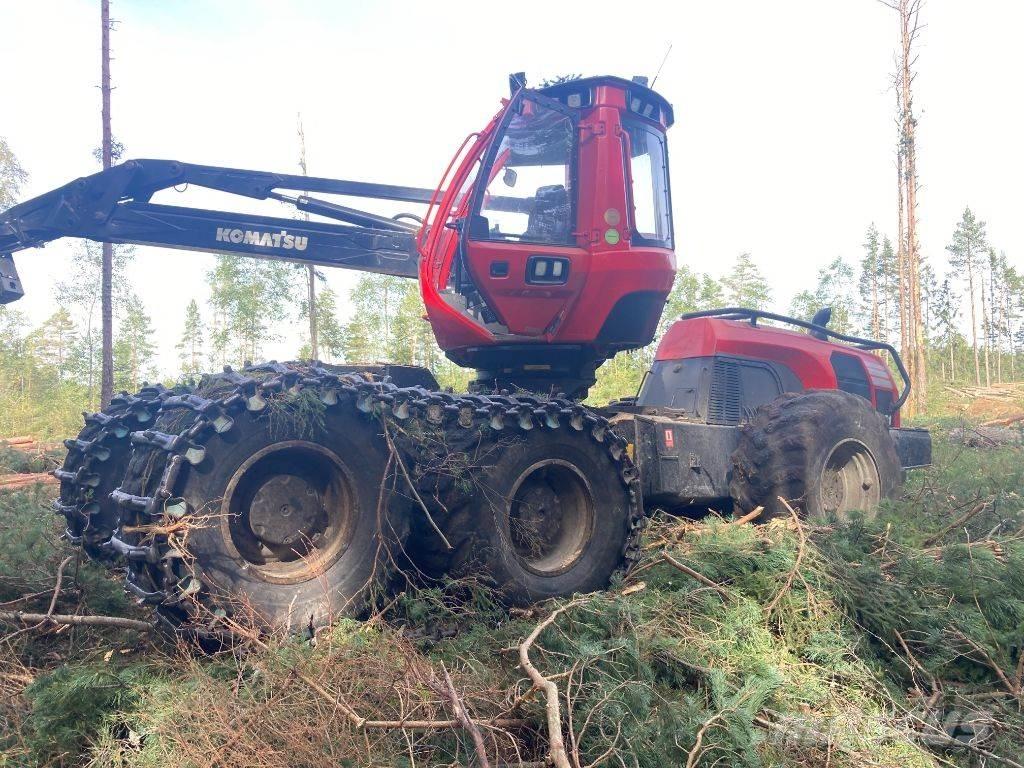Komatsu 951 / S132 Harvester