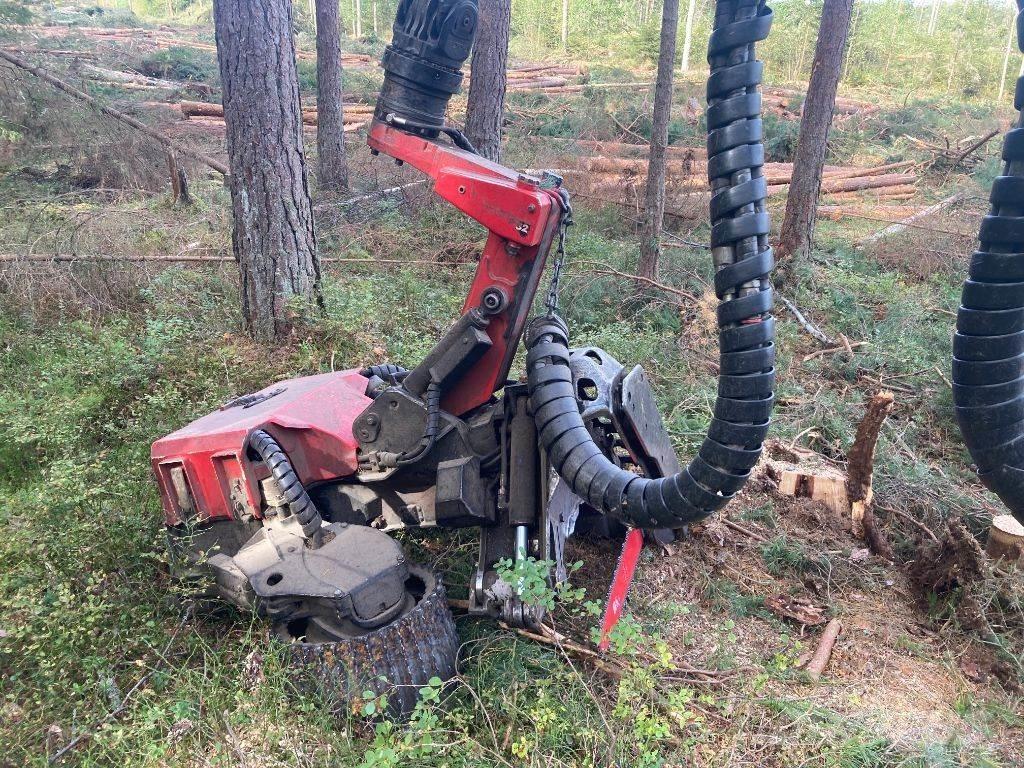 Komatsu 951 / S132 Harvester