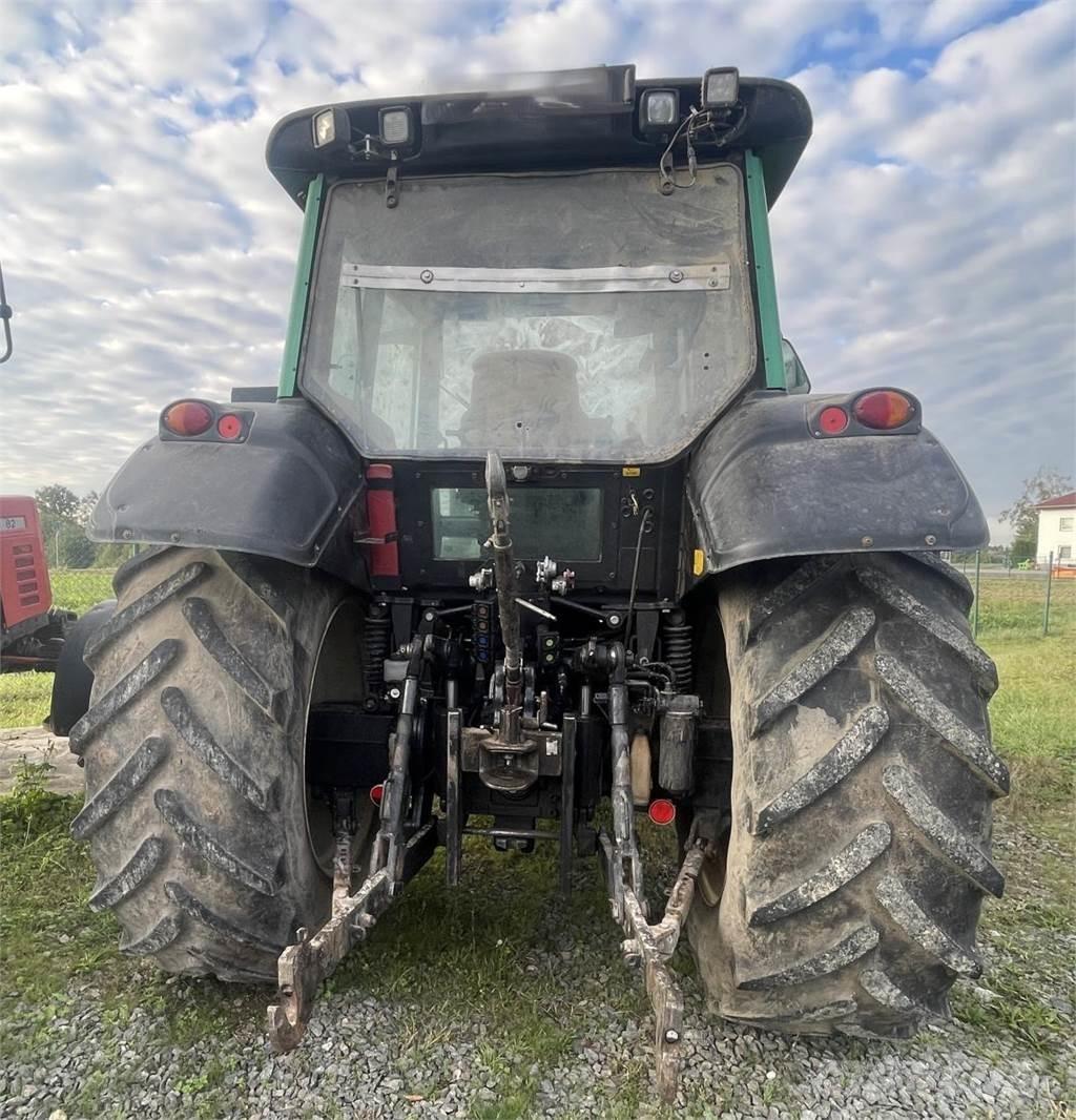 Valtra N 141 H Traktoren