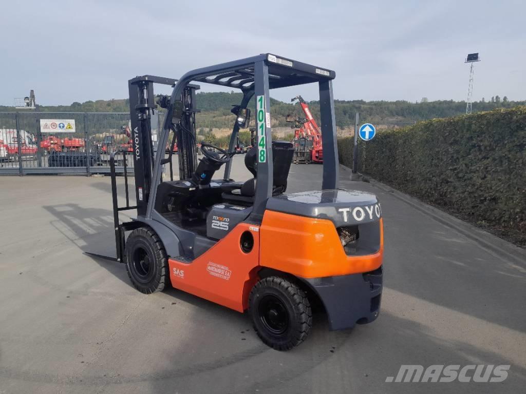 Toyota 52-8 FDF 25 Diesel Stapler