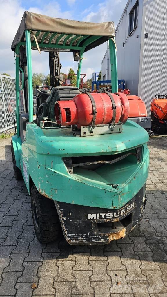 Mitsubishi FG 35 N Gas Stapler