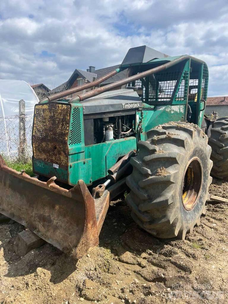 Timberjack 240A Stammholzschlepper
