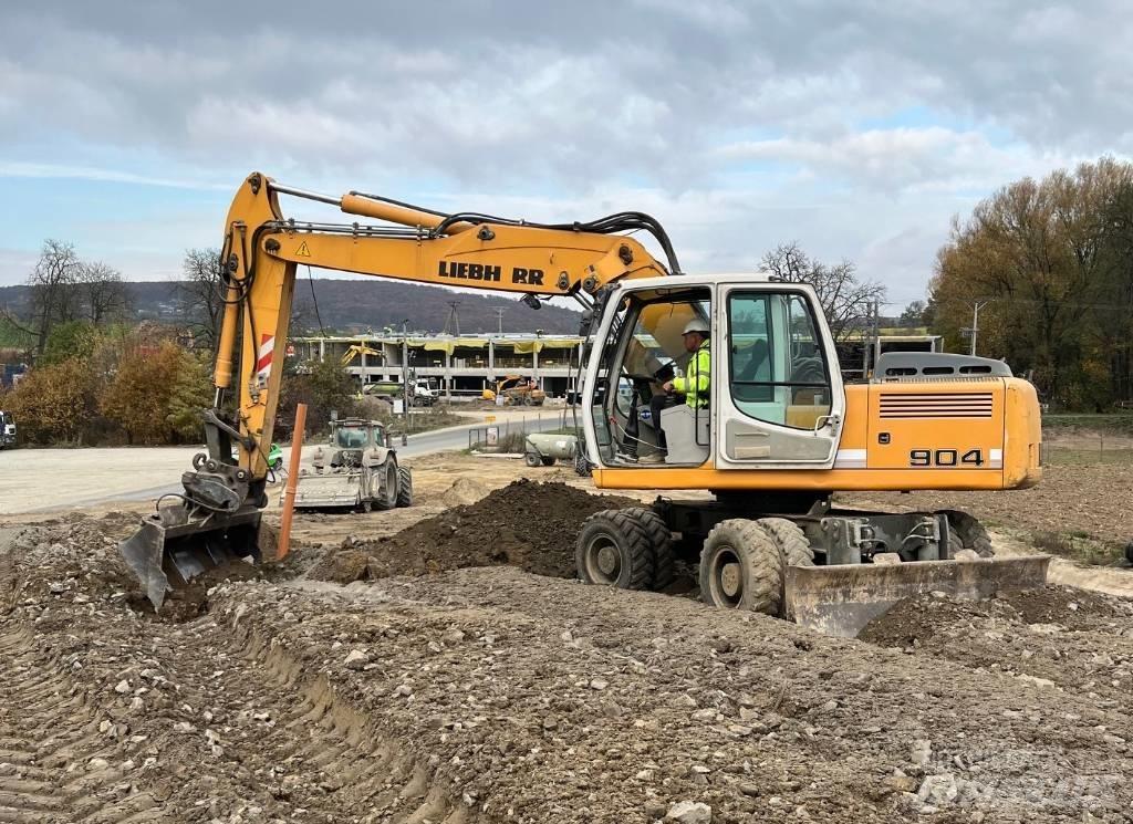 Liebherr A-904 900 Mobilbagger
