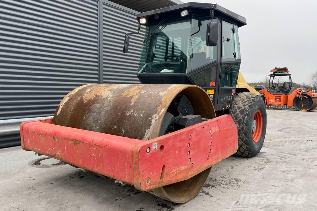 Dynapac CA302D Walzenzüge