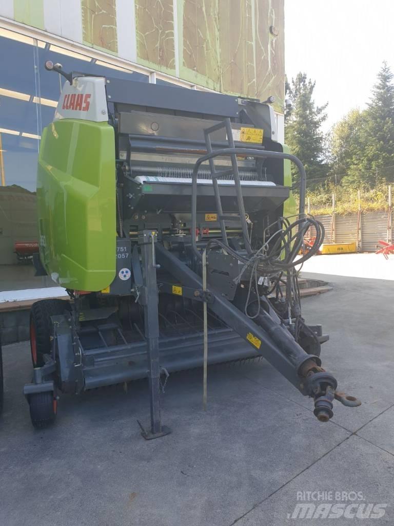CLAAS Variant 360 Rundballenpressen