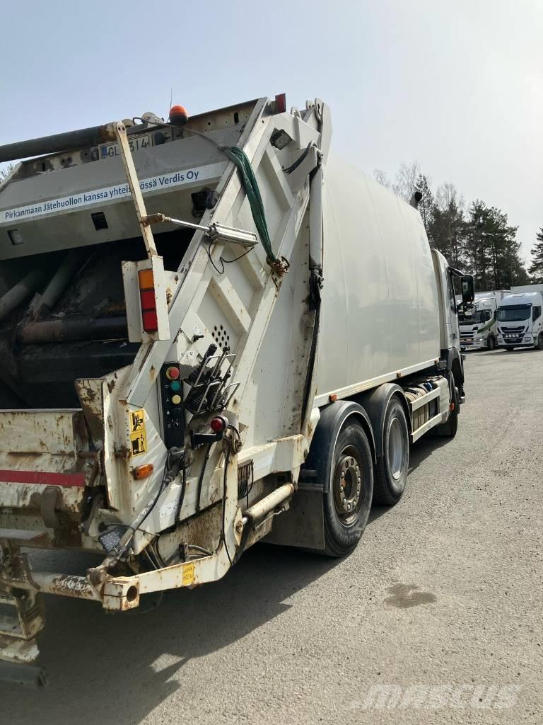 Volvo FM 330 Müllwagen