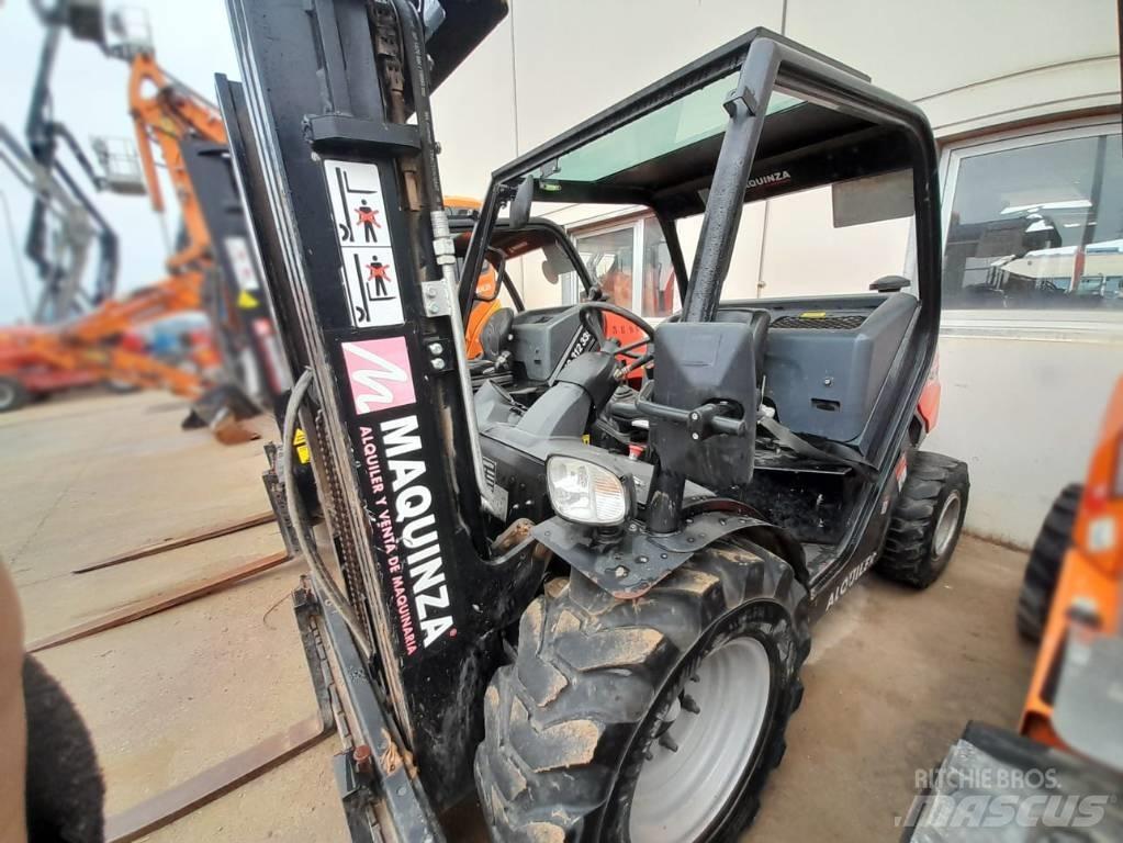 Manitou MC 18 Diesel Stapler