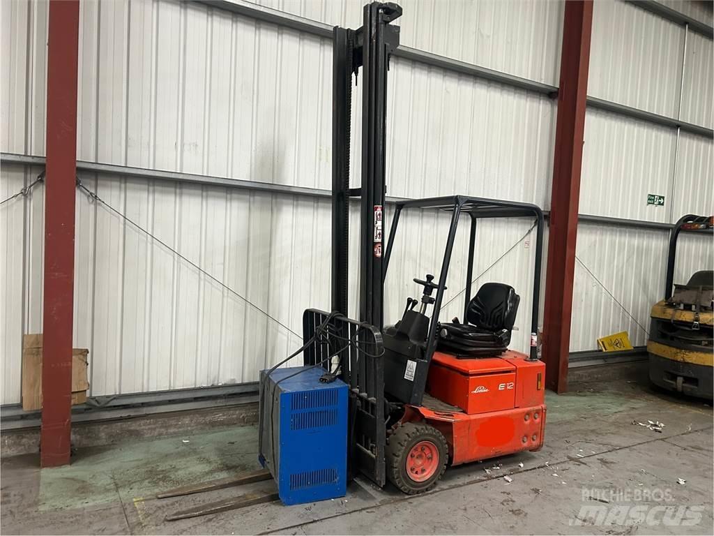 Linde E12Z-02 Elektro Stapler